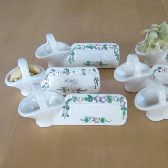 Ceramic placecard holders with basket for flowers,candies,nuts in pink & purple - Picture 2 of 11